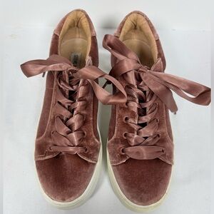 Steve Madden Velvet Dusty Pink Tennis Shoes 8.5M